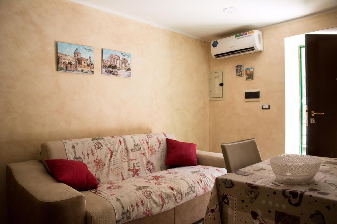 Casa Assisi Apartment ปาแลร์โม ภายนอก รูปภาพ